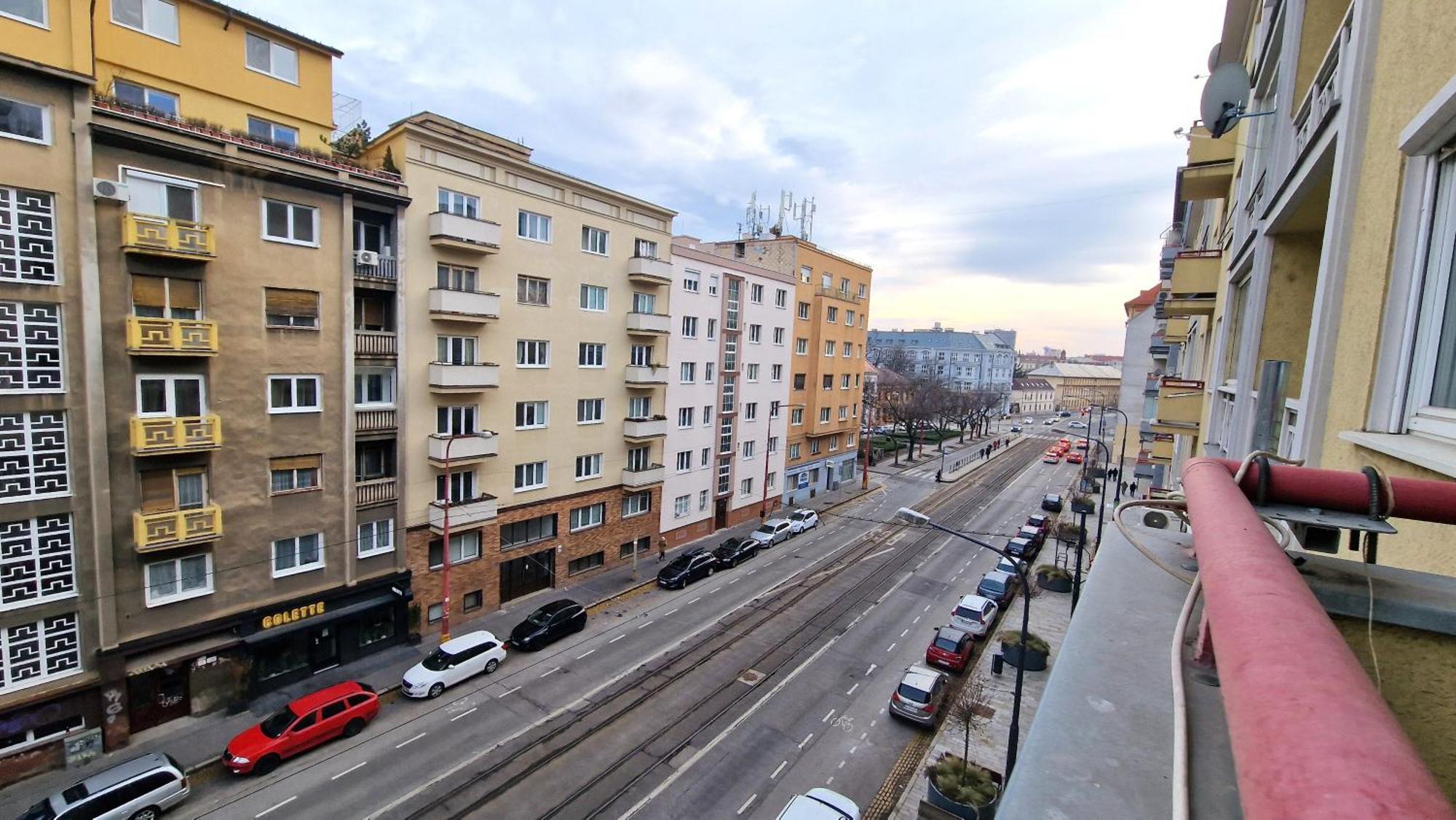 3 Room City Center Apartment By Bratislavatrip Екстериор снимка